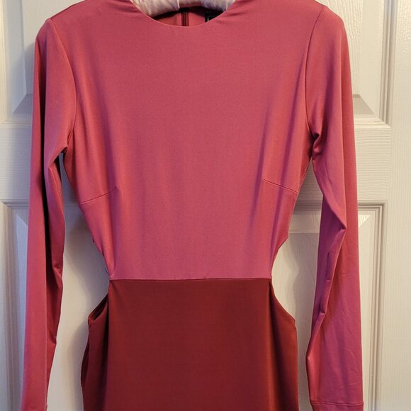 Nookie Casino 2 Tone Shift Dress in Fucshia/Berry - Picture 3 of 8
